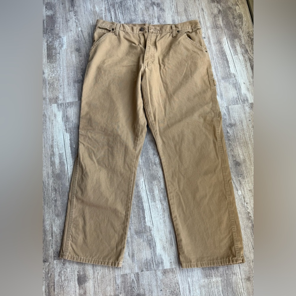 Wrangler Men's Beige Cargo Pants~36x30 - Picture 2 of 7